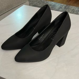 Black closed toe heels